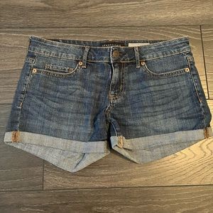 Size 2 Aeropostale Midi Jean Shorts